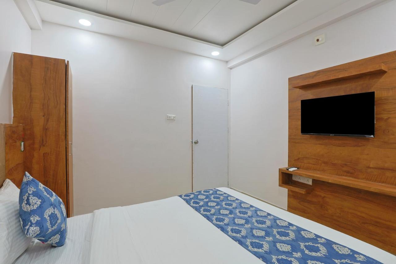 Hotel Monville Group Vadodara Exterior photo