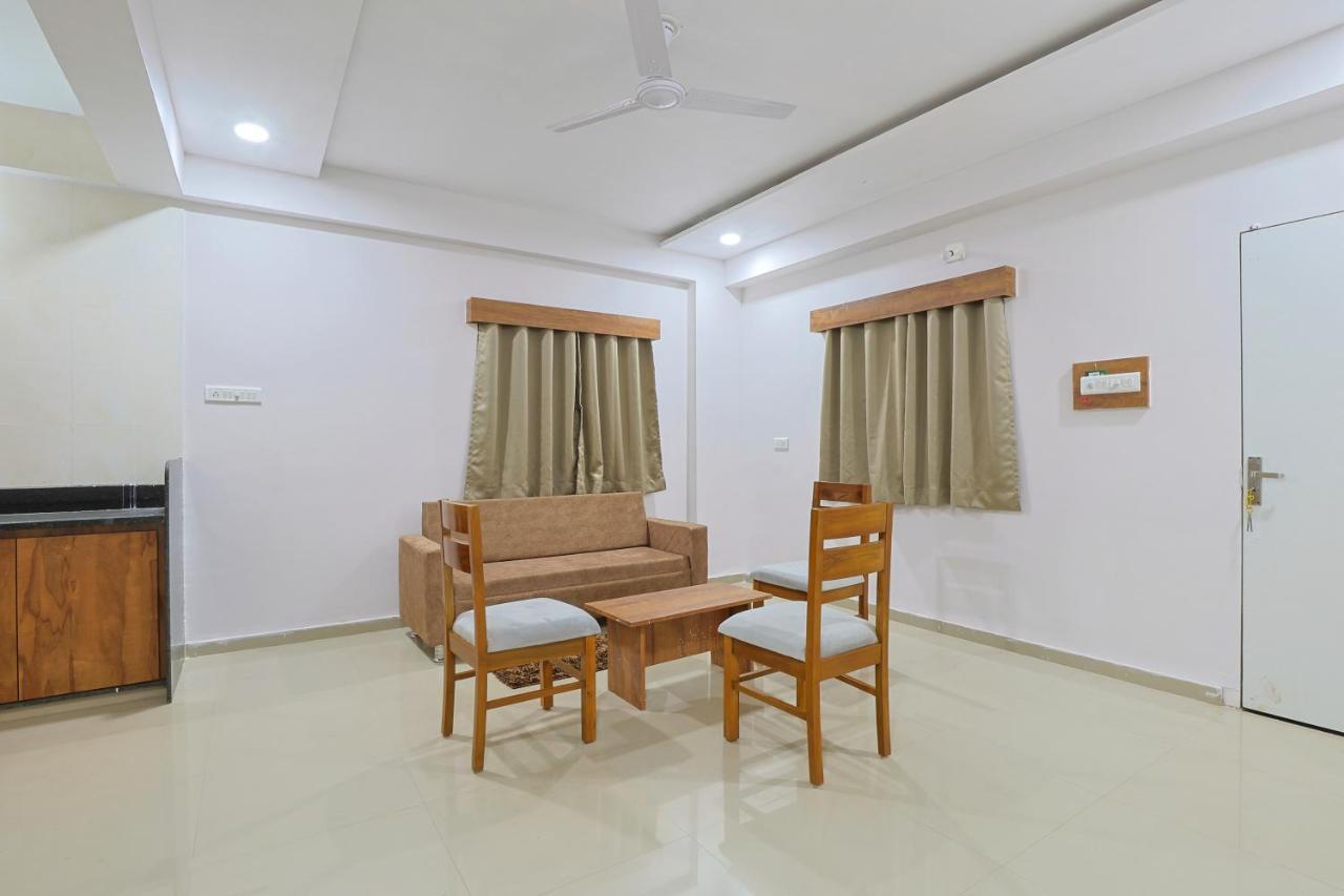 Hotel Monville Group Vadodara Exterior photo